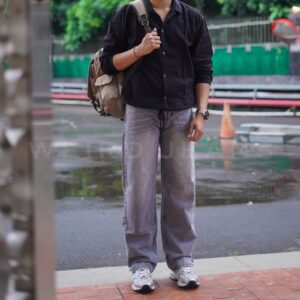 Weird Jeans - Loose Fit Hector Grey - Celana Jeans Panjang Pria Loose Fit Polos Nyaman Warna Grey