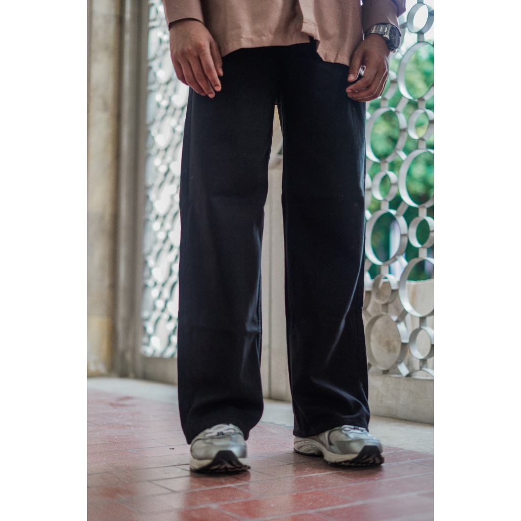 Weird Jeans - Baggy Black No Ripped - Celana Jeans Panjang Pria Baggy Jeans Polos Nyaman